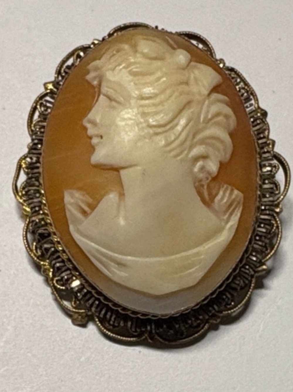 Raised Cameo Brooch Pendant Filigree Gold Tone Setting and Cream Vintage Estate